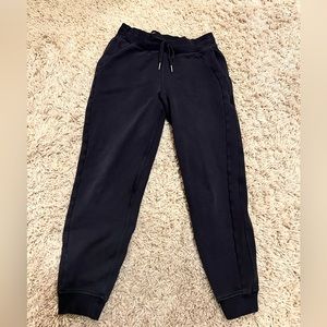 Lululemon Scuba High Rise Jogger size 6